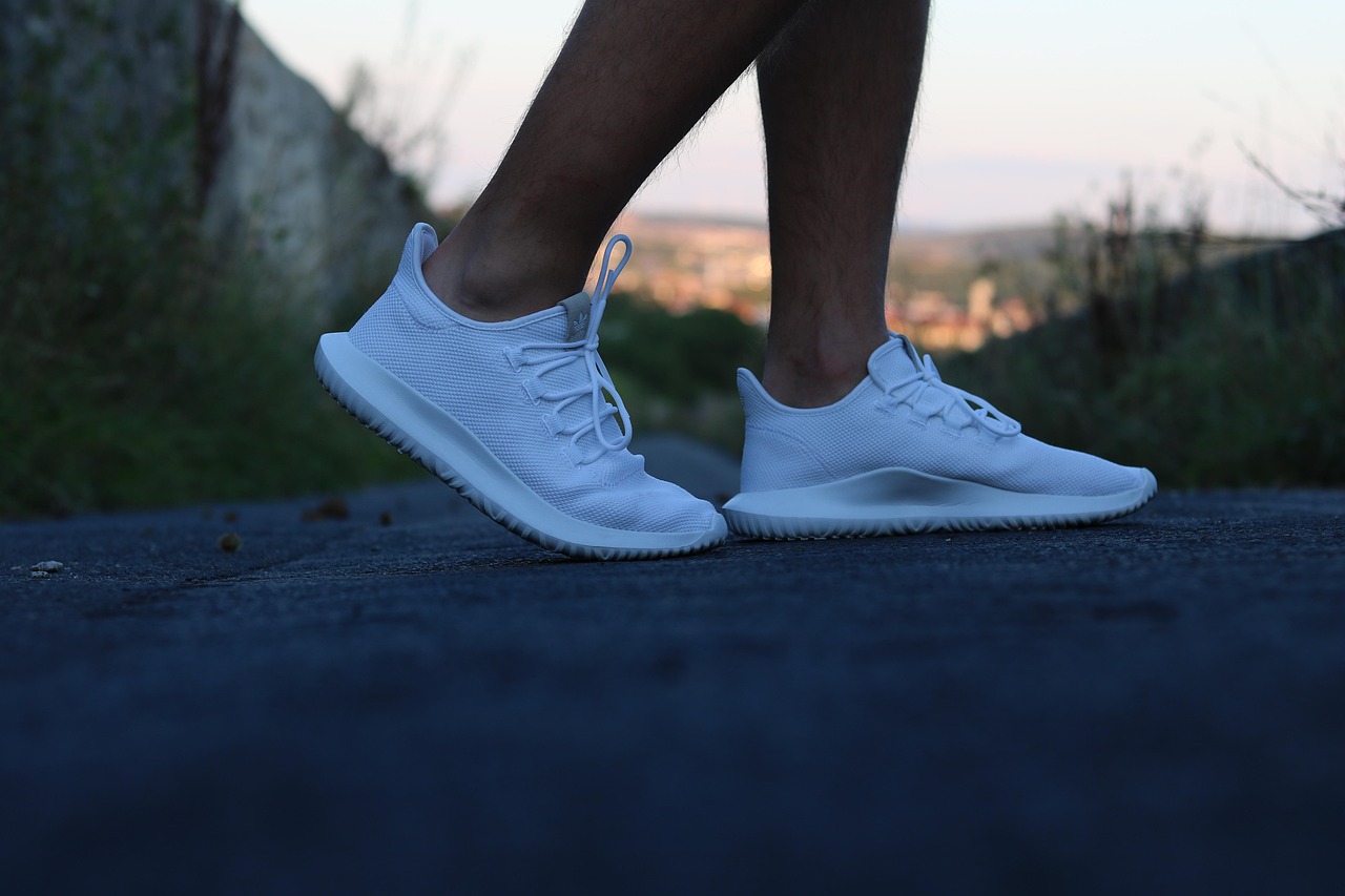 entdecken sie die neuesten modetrends für die saison! von zeitlosen klassikern bis hin zu den heißesten styles - bleiben sie in sachen fashion immer einen schritt voraus.