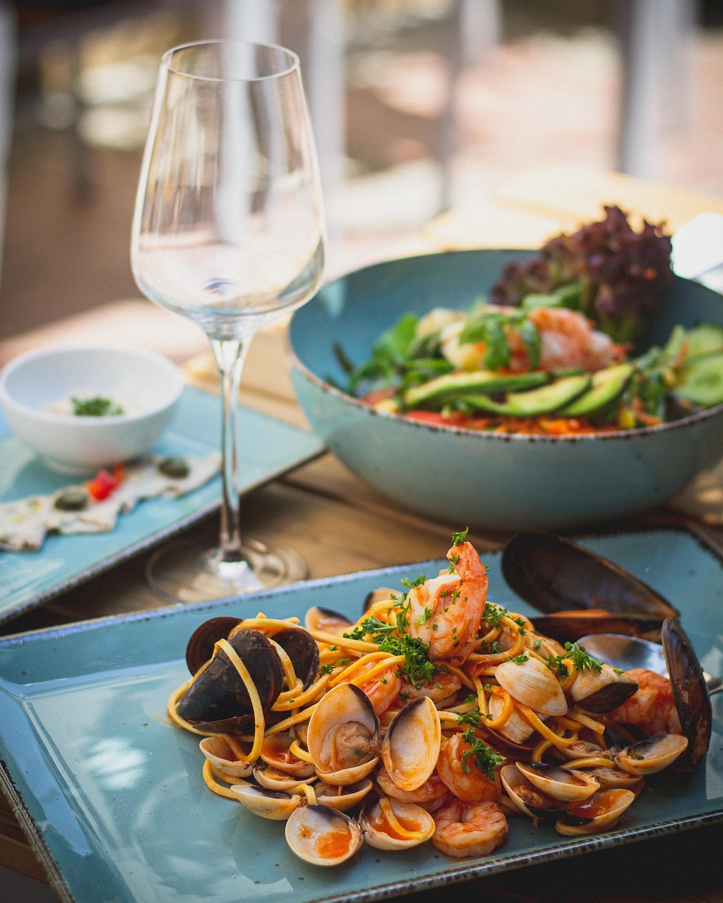 entdecken sie die besten restaurants in ihrer nähe! genießen sie eine vielfältige küche, gemütliche atmosphäre und erstklassigen service. reservieren sie noch heute einen tisch und erleben sie kulinarische höhepunkte.