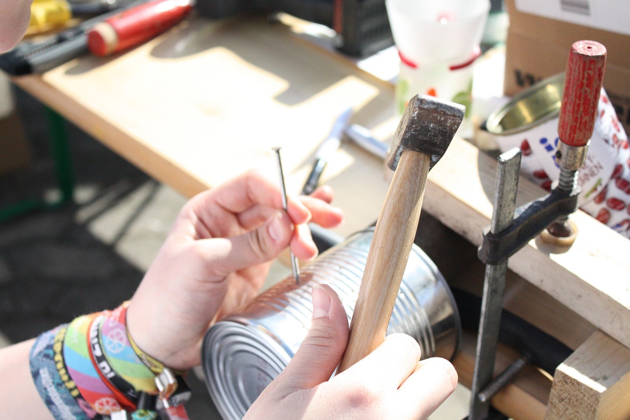 entdecken sie die welt des upcyclings: nachhaltige ideen zur wiederverwertung von alten materialien, die nicht nur umweltfreundlich sind, sondern auch ihrem zuhause einen einzigartigen stil verleihen. lassen sie sich inspirieren und tragen sie aktiv zum umweltschutz bei!